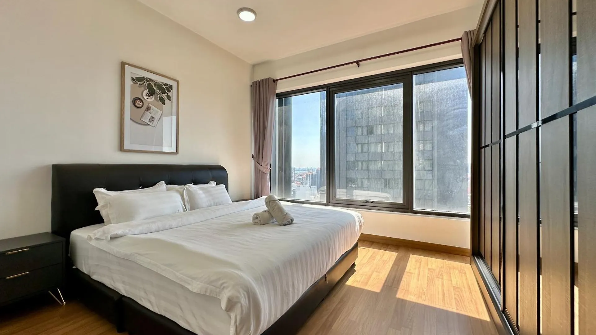 Tropicana 218 Macalister George Town Apartment