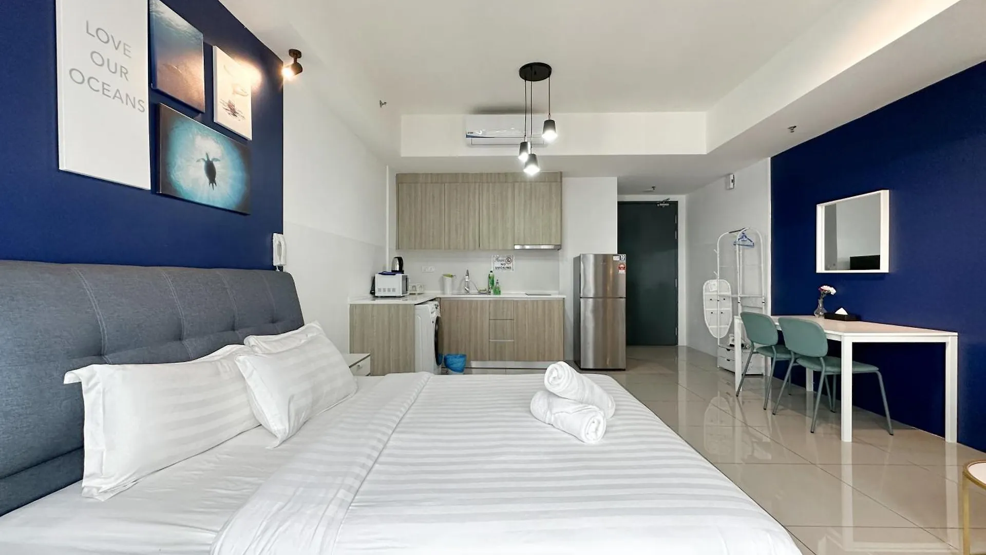 Tropicana 218 Macalister George Town Apartment